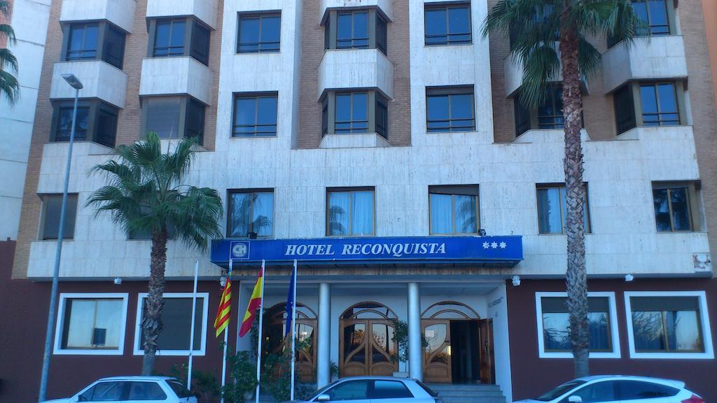 Hotel Reconquista Alzira Exteriör bild